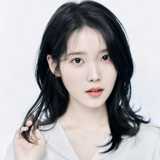 아이유 예뻐